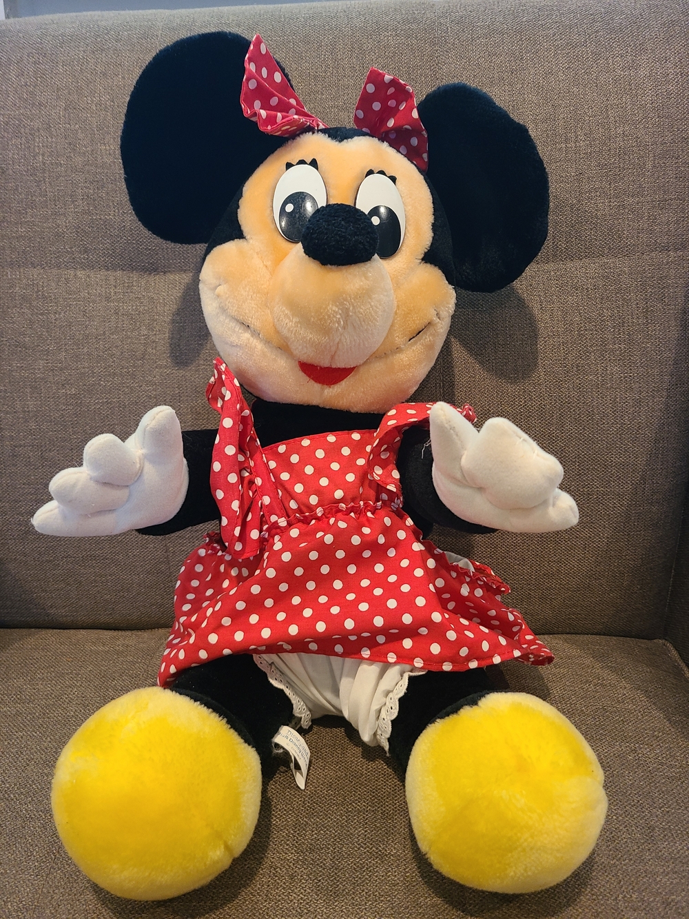 Disneyland Vintage Large Minnie Mouse Stuffed Animal